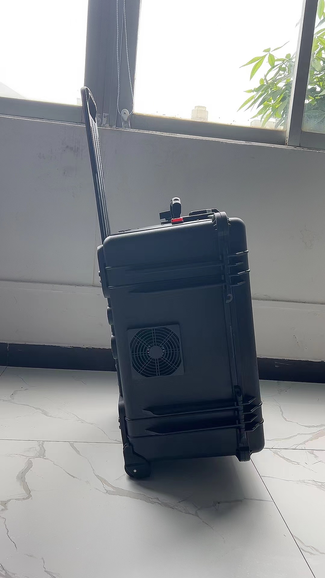 宁武手拉箱型移动通信干扰器